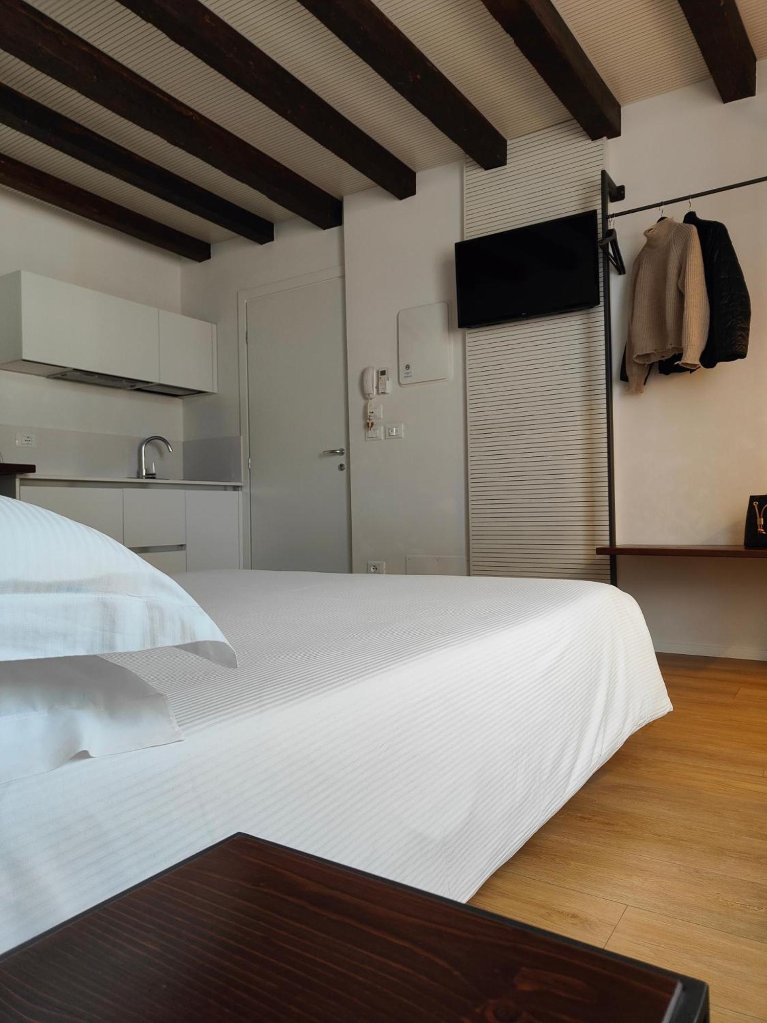 Borgo Di Ponte Holiday Apartments & Rooms 시비달레델프리울리 외부 사진